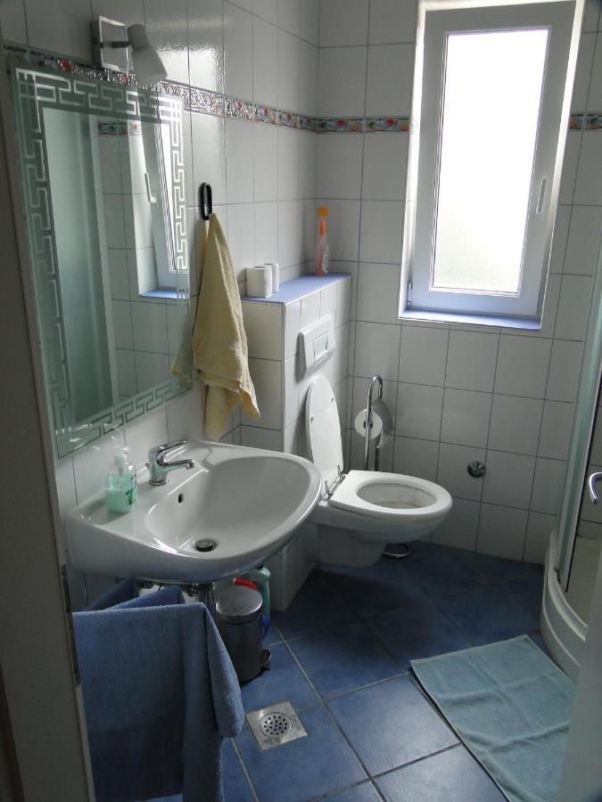 Vito & Rocco Apartment Malinska Quarto foto