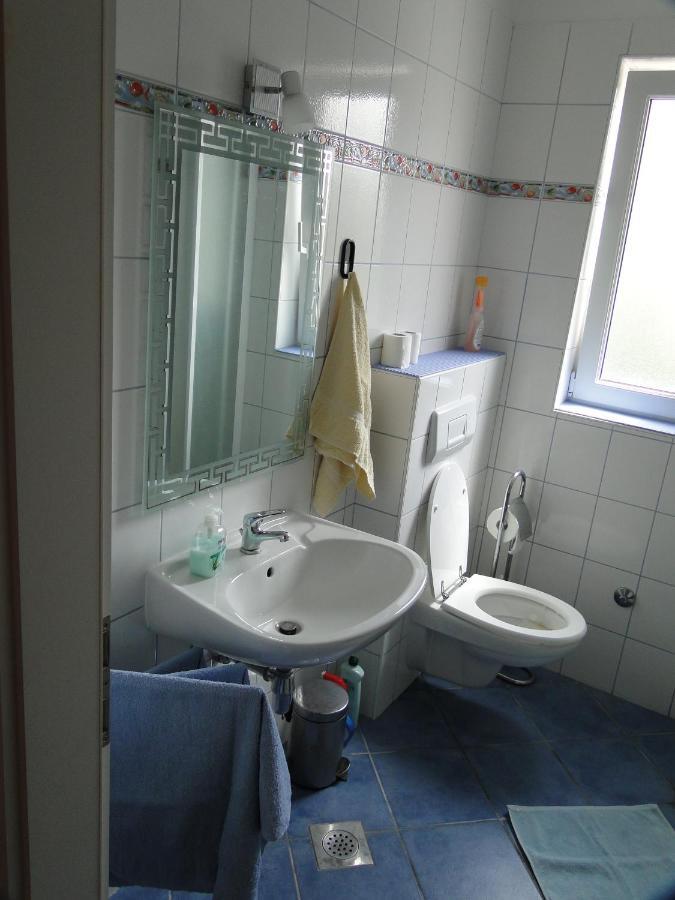 Vito & Rocco Apartment Malinska Quarto foto